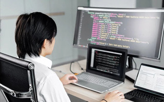 固原 ,php声明和调用变量的符号是什么？